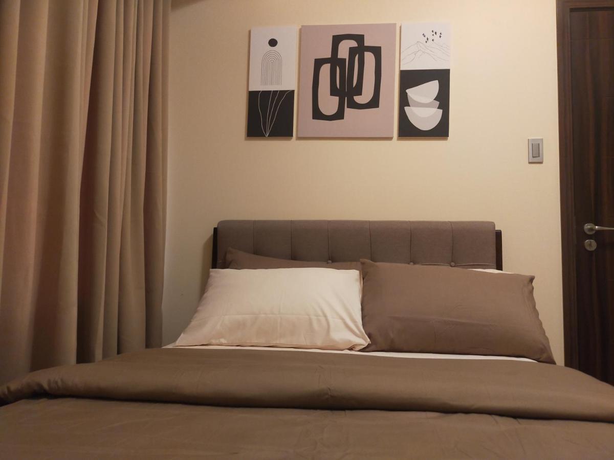 Aparthotel The Radiance Manila Bay Pasay Esterno foto