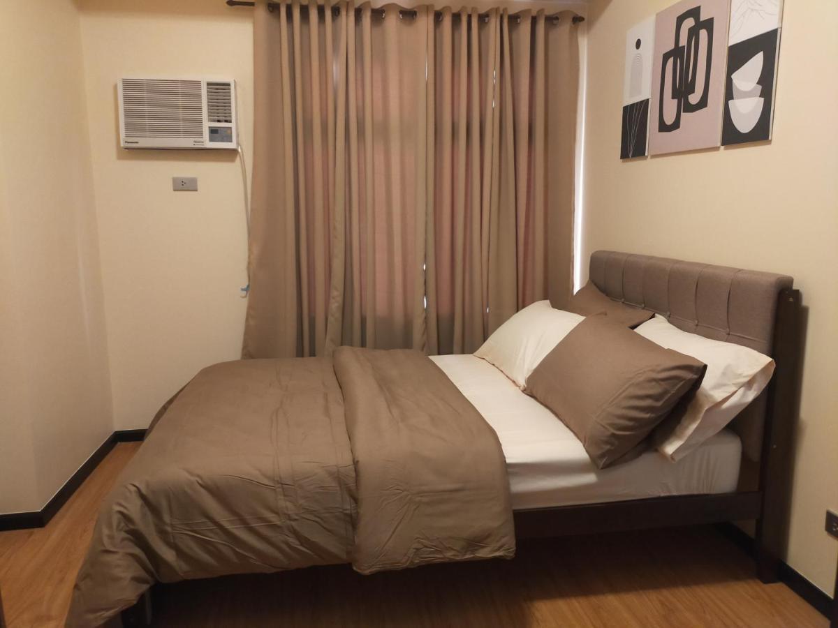 Aparthotel The Radiance Manila Bay Pasay Esterno foto
