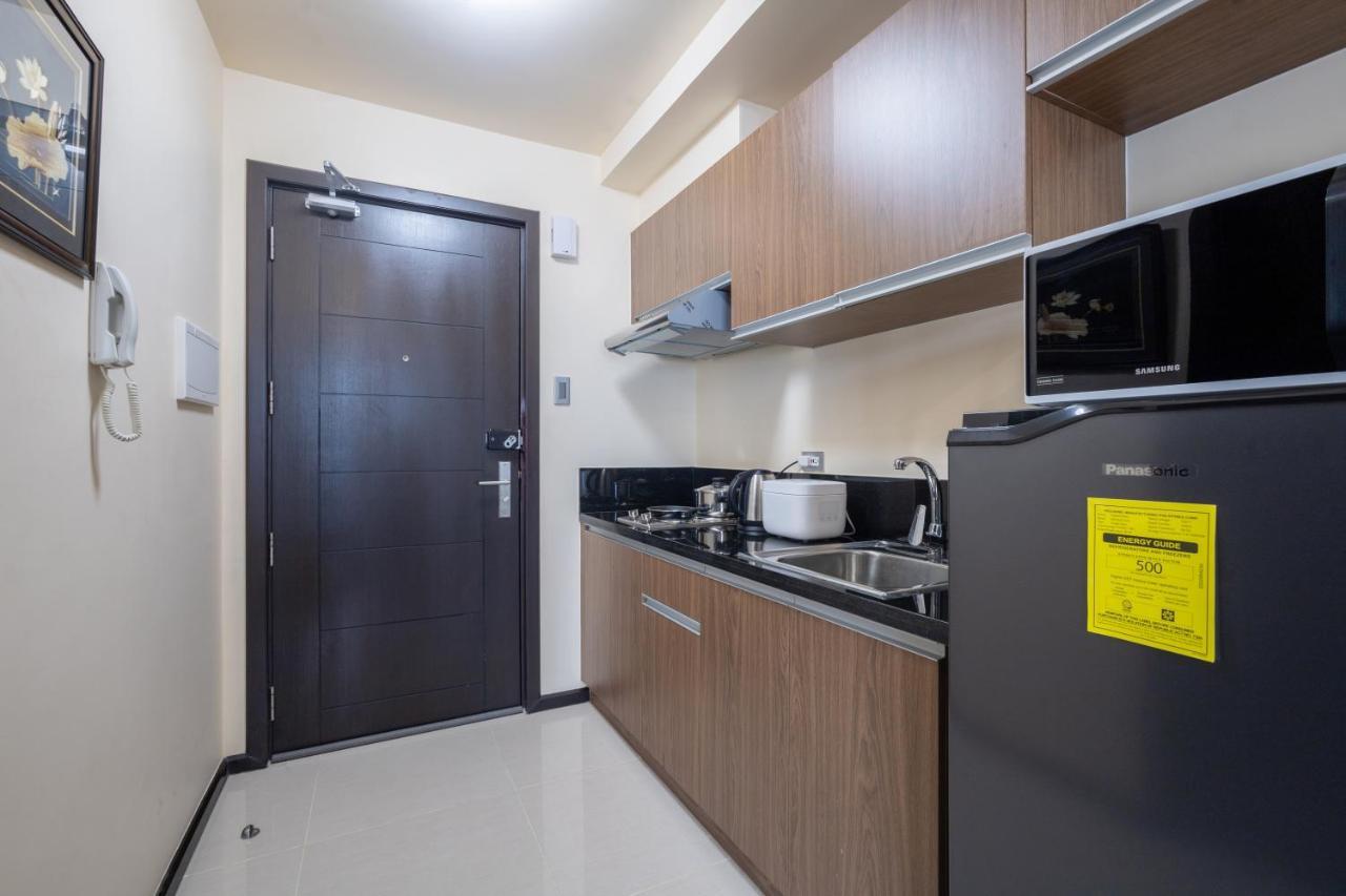 Aparthotel The Radiance Manila Bay Pasay Esterno foto