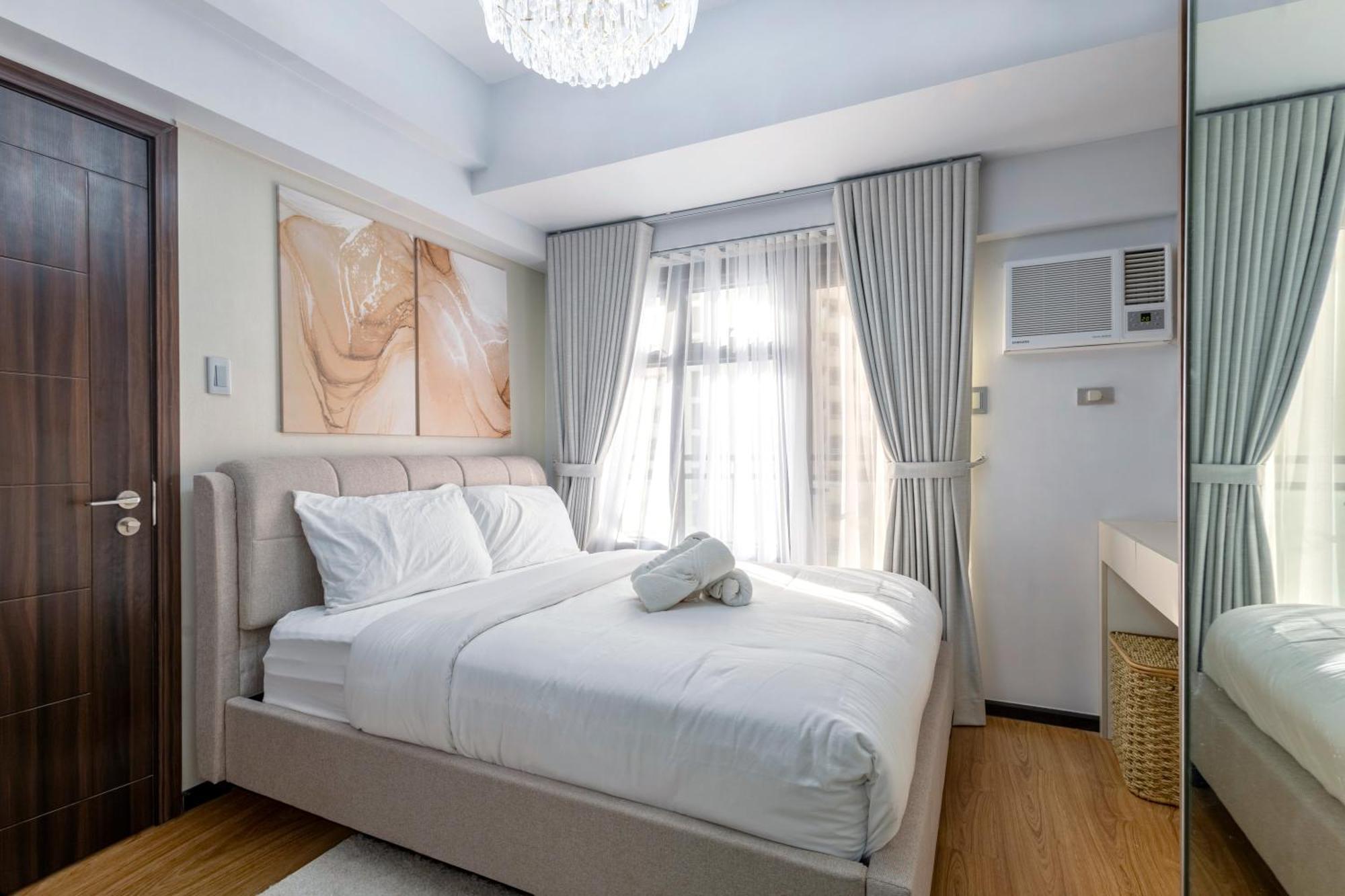 Aparthotel The Radiance Manila Bay Pasay Esterno foto